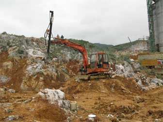 貴州大方土石方工程（斗山5.5噸舊挖機改裝）